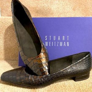 New  Stuart Weitzman copper brown iridescent croc embossed leather flats.